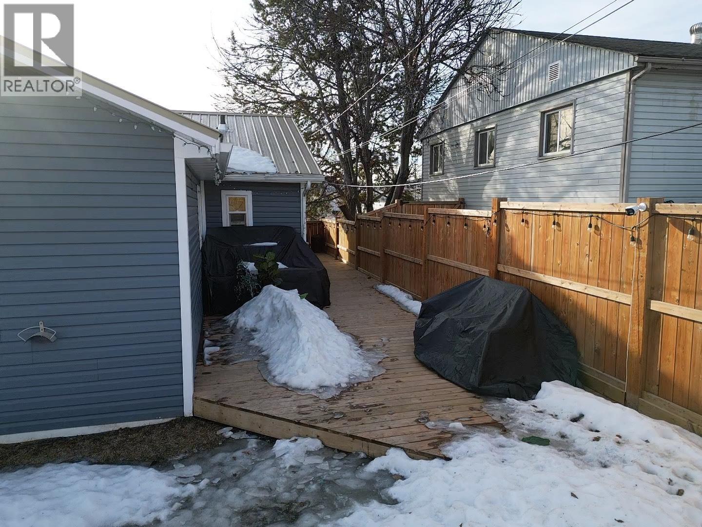 1500 96 Avenue, Dawson Creek