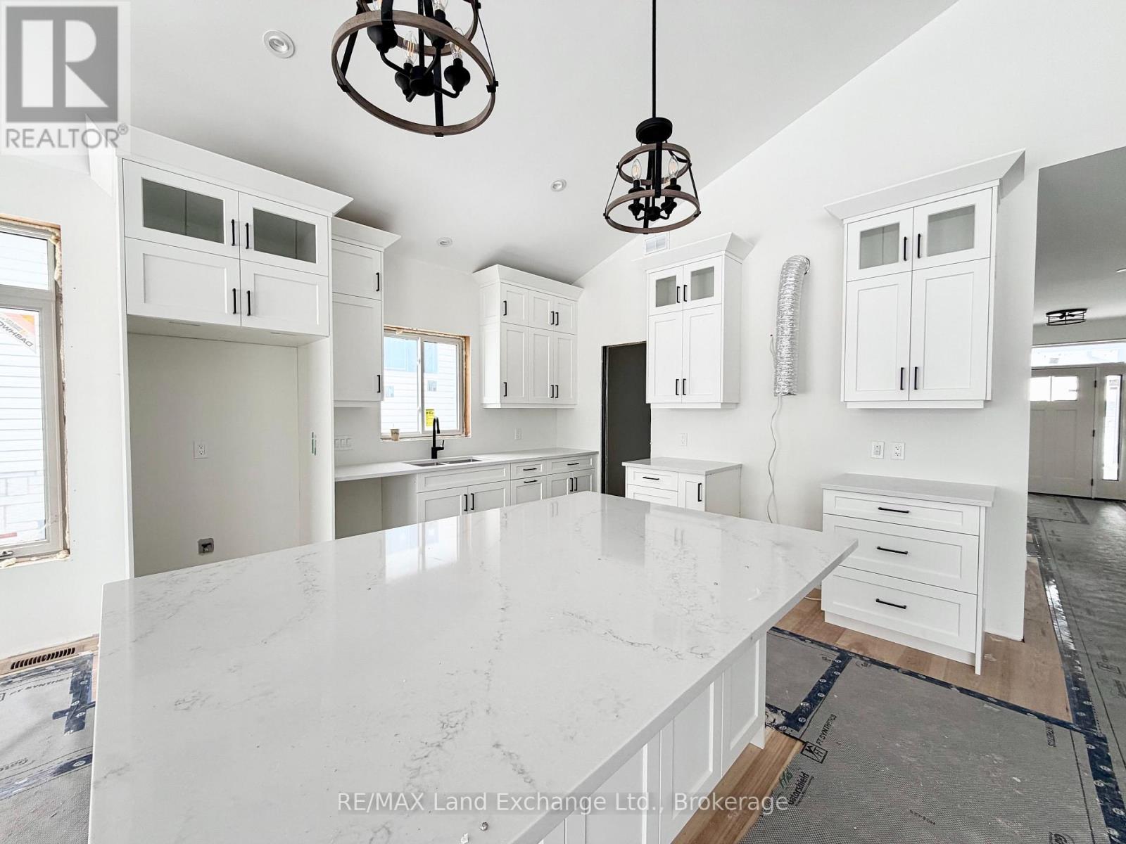 461 NORTHPORT DRIVE - Photo 2 of 3, Saugeen Shores, Ontario