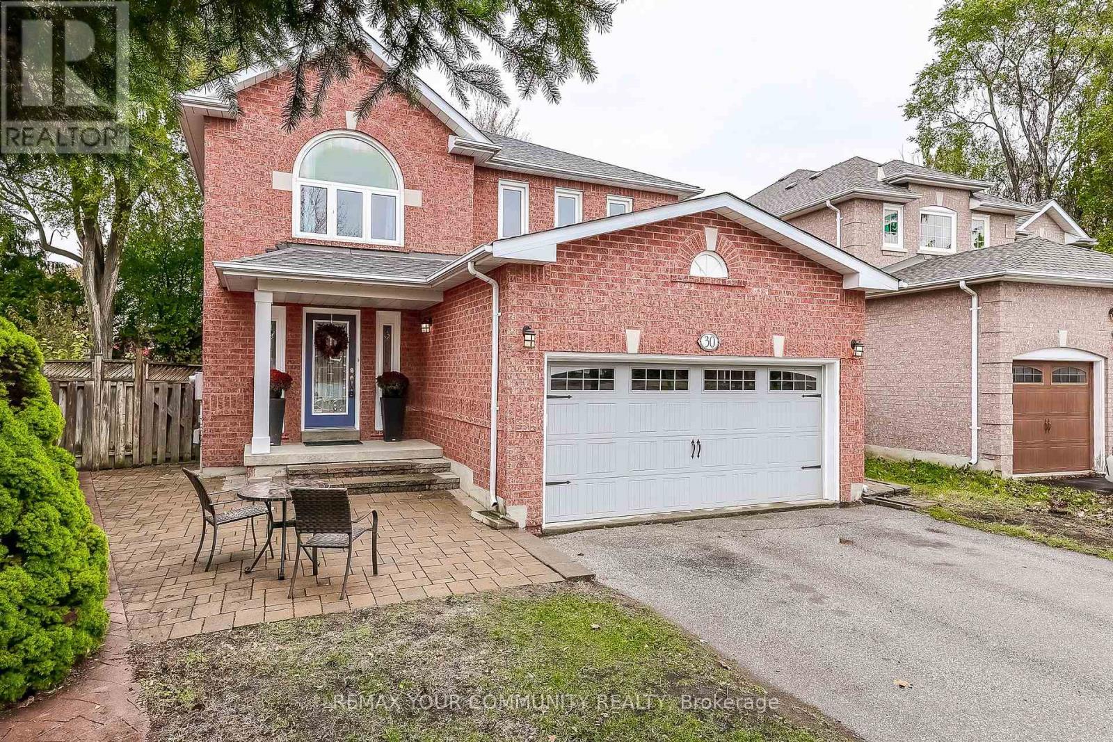 30 CRIMSON COURT - Photo 3 of 44, Richmond Hill (North Richvale), Ontario