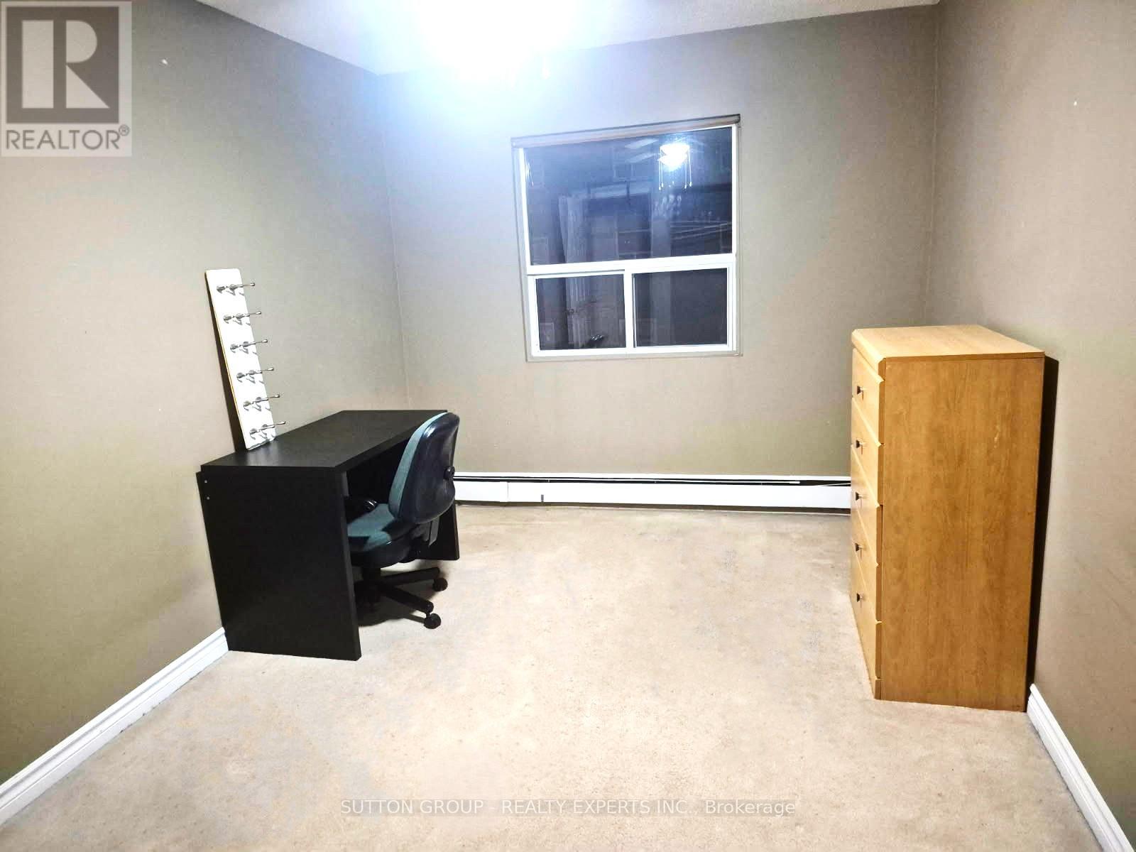 18 - 612 GREY STREET