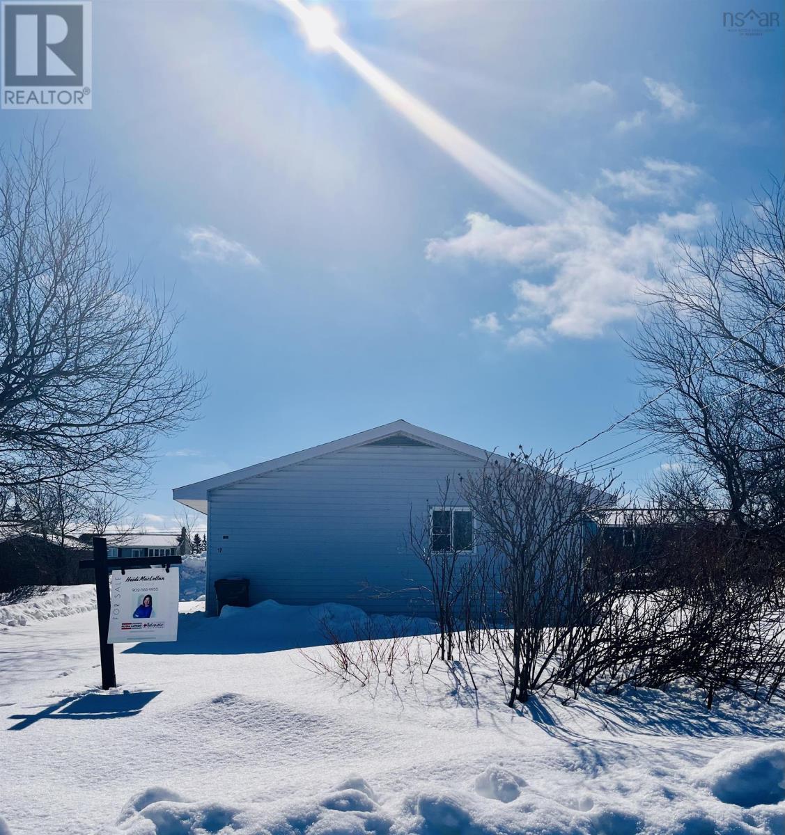 Property 23 of 24 of 19 Holland Street