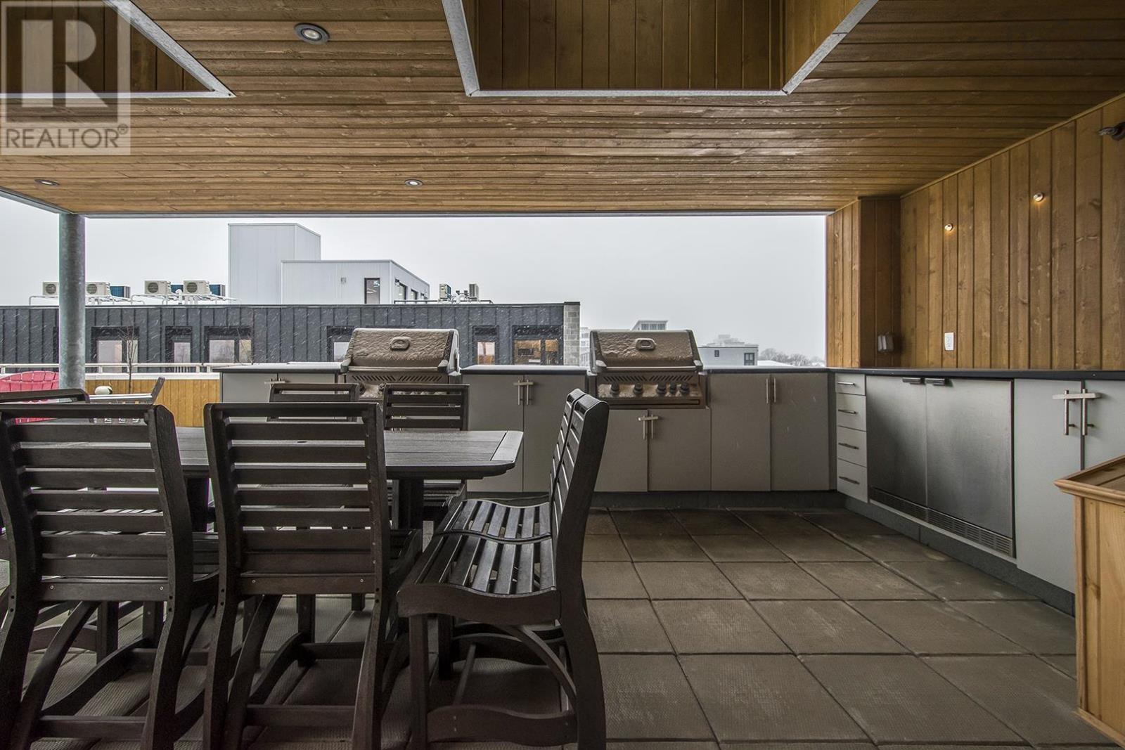 Property 30 of 41 of 213 5677 Harris Street