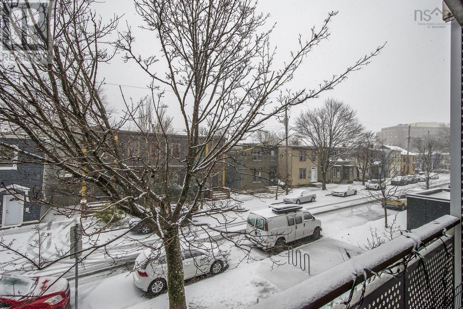 Property 38 of 41 of 213 5677 Harris Street