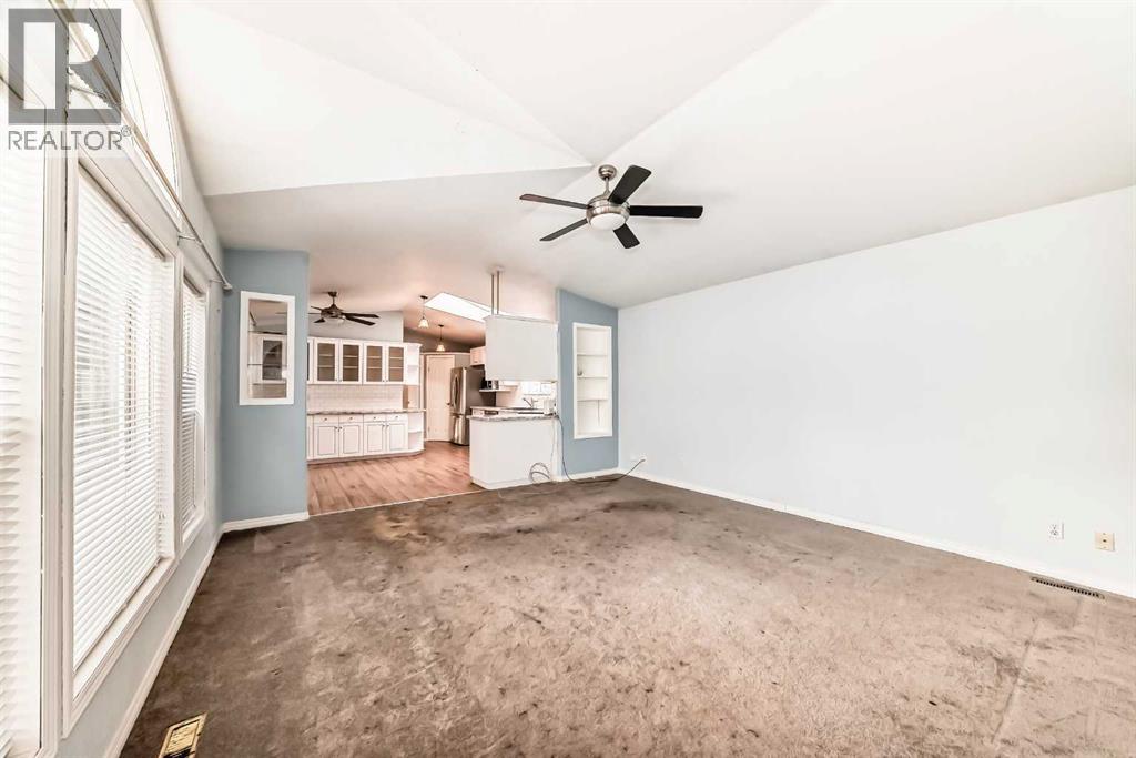 Single Family House Mobile Home for Sale in  Burroughs Circle NE Monterey Park Calgary 