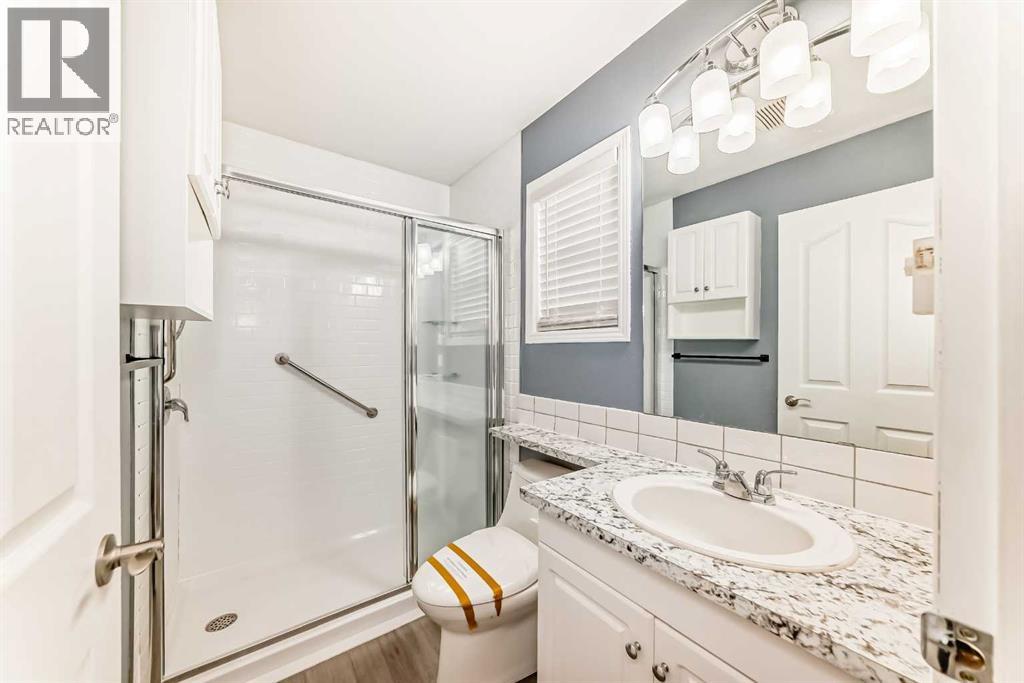 Single Family House Mobile Home for Sale in  Burroughs Circle NE Monterey Park Calgary 