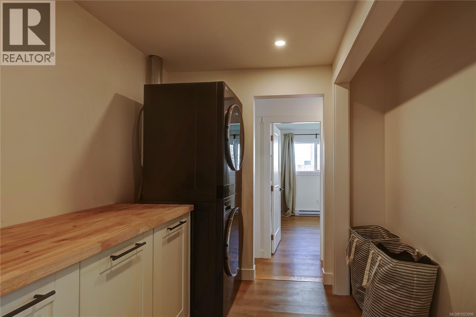 223 Evergreen St, Parksville