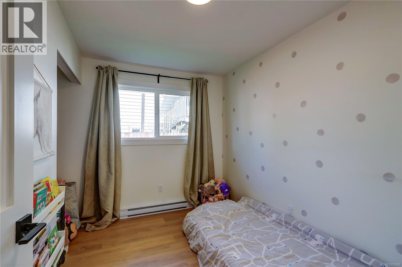 223 Evergreen St, Parksville