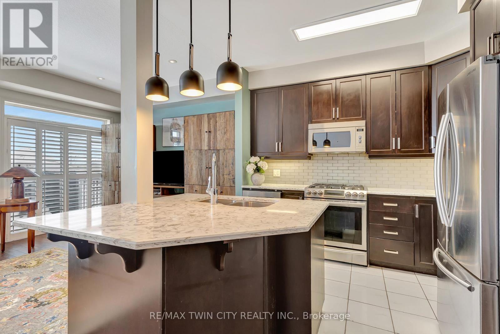 50 GREENWATER STREET - Photo 5 of 37, Kitchener, Ontario