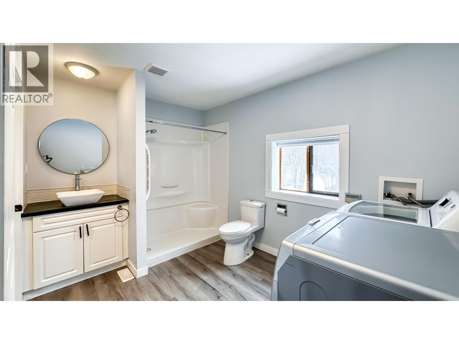 5565 BENDIXON ROAD - 13