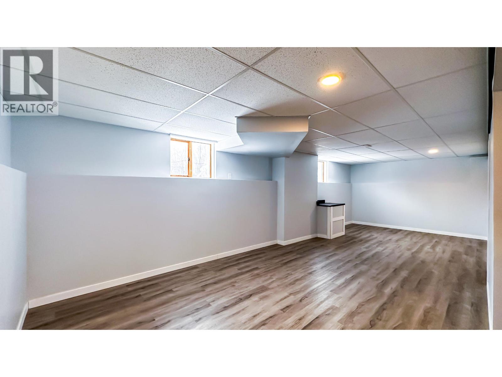 5565 BENDIXON ROAD - 16