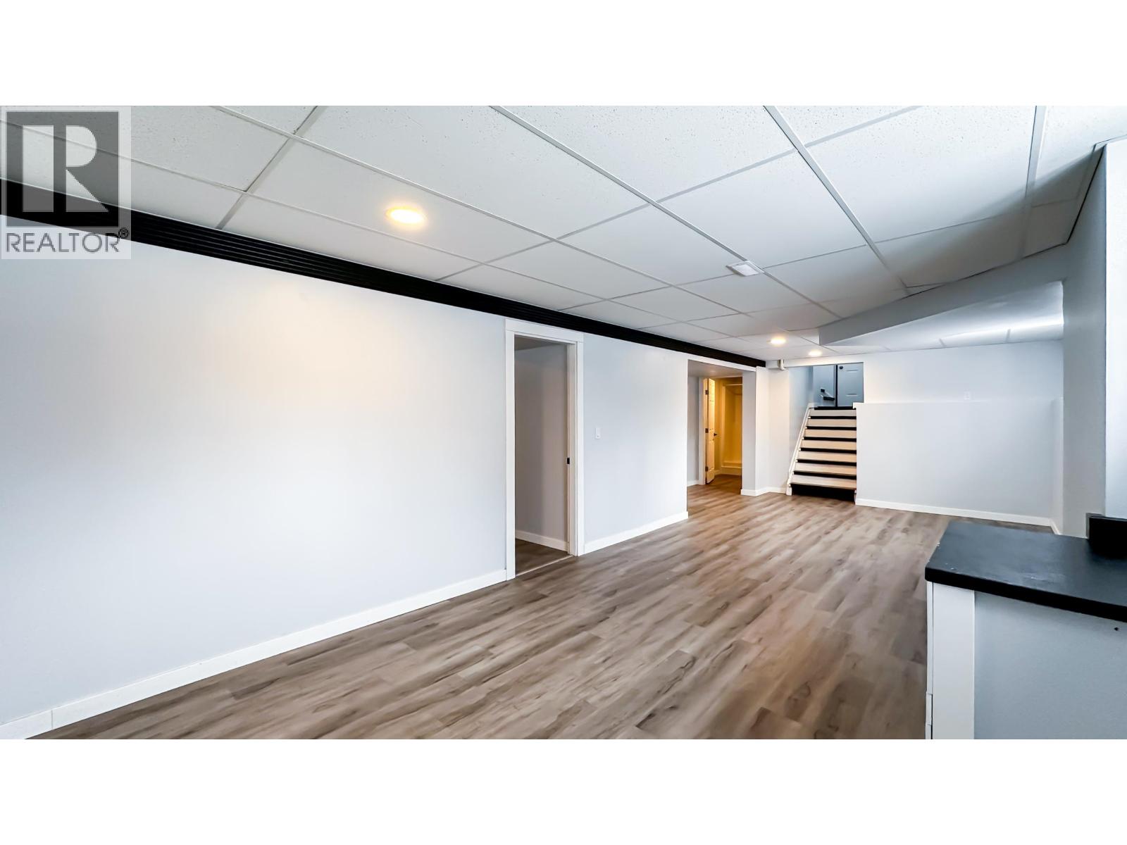 5565 BENDIXON ROAD - 18