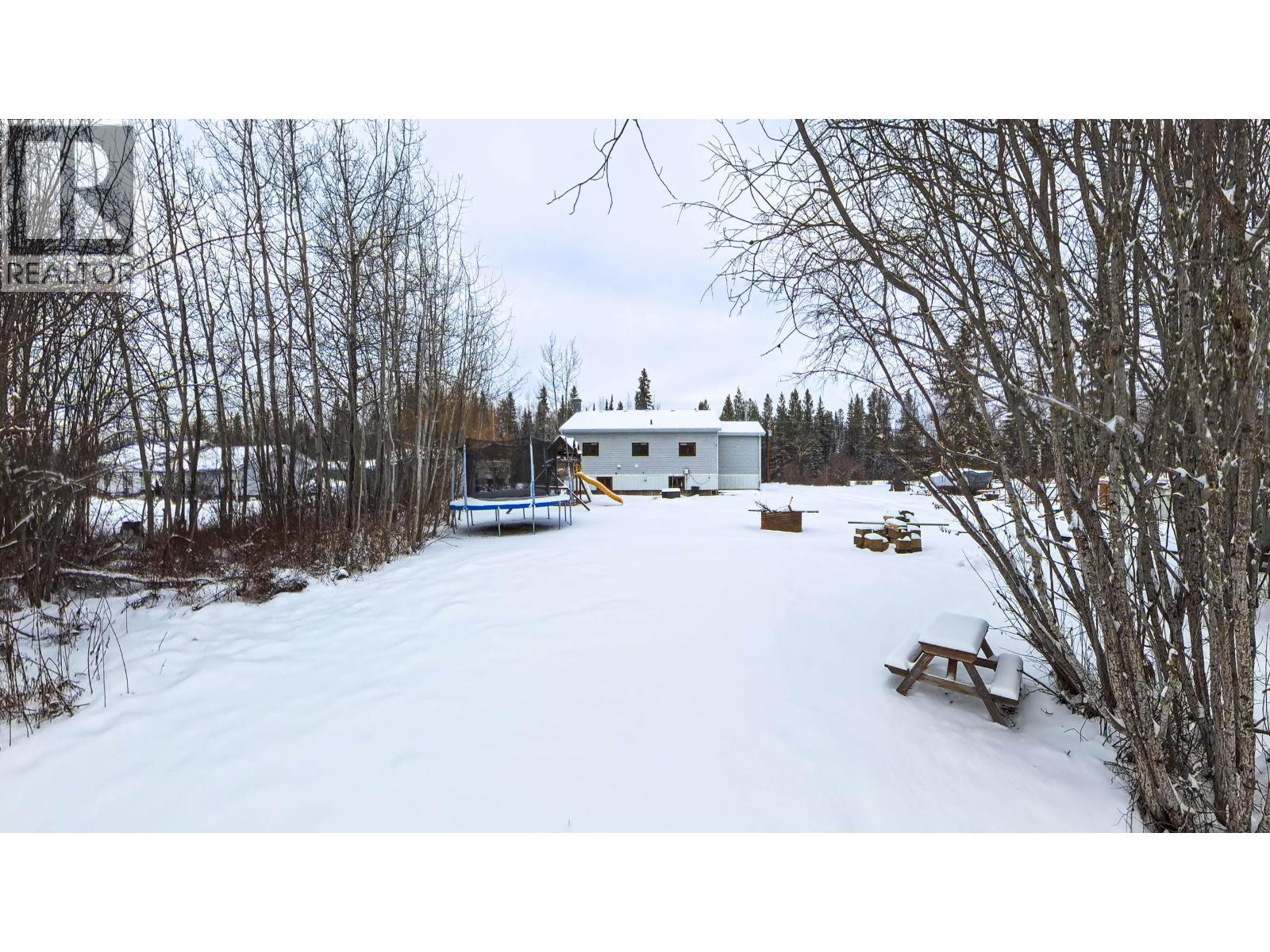 5565 BENDIXON ROAD - 23