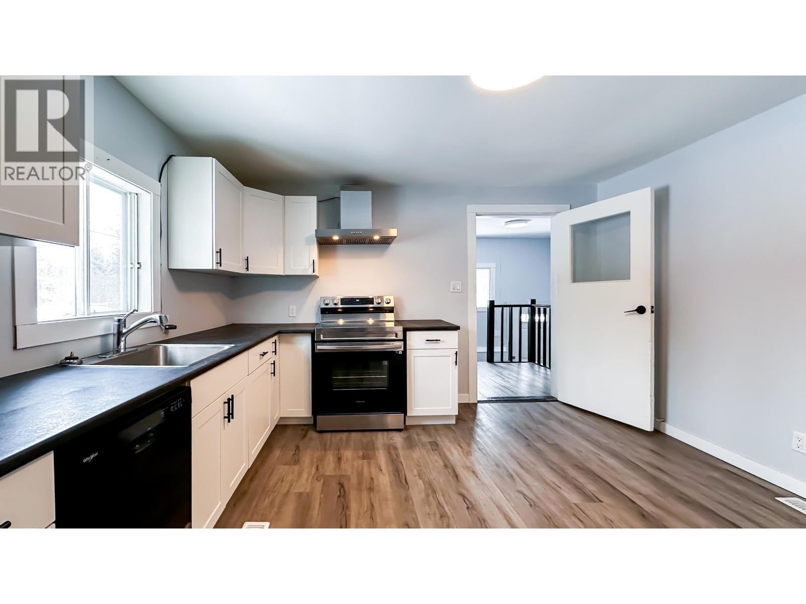 5565 BENDIXON ROAD - 6