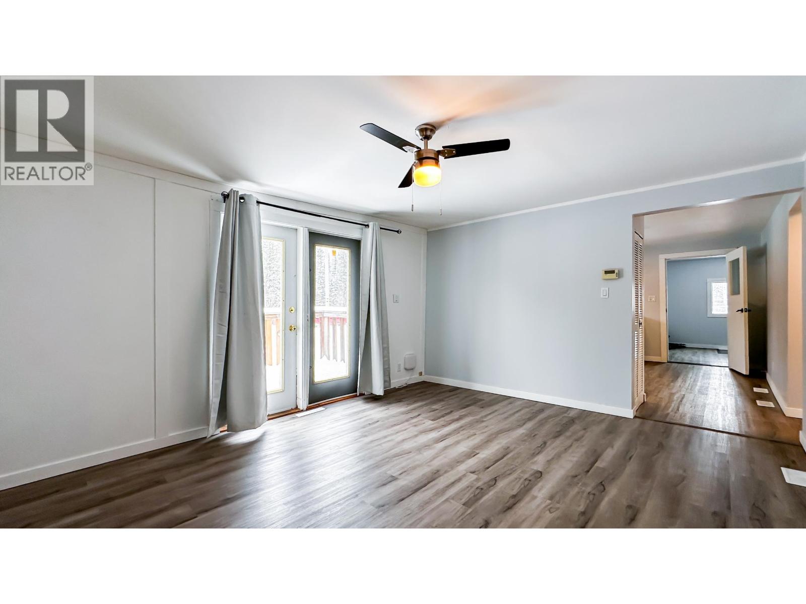 5565 BENDIXON ROAD - 8