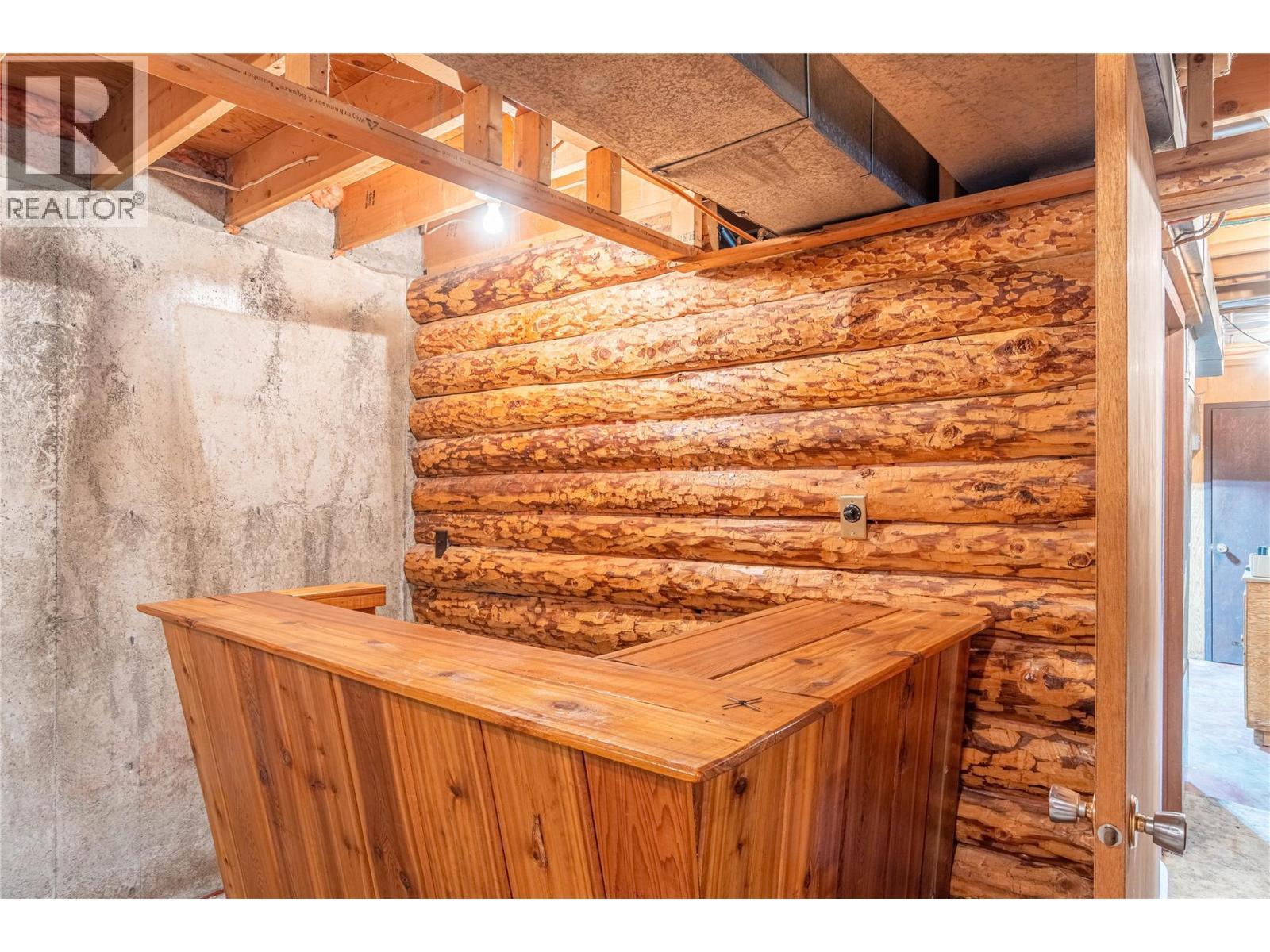 1118 Chateau Street - 19