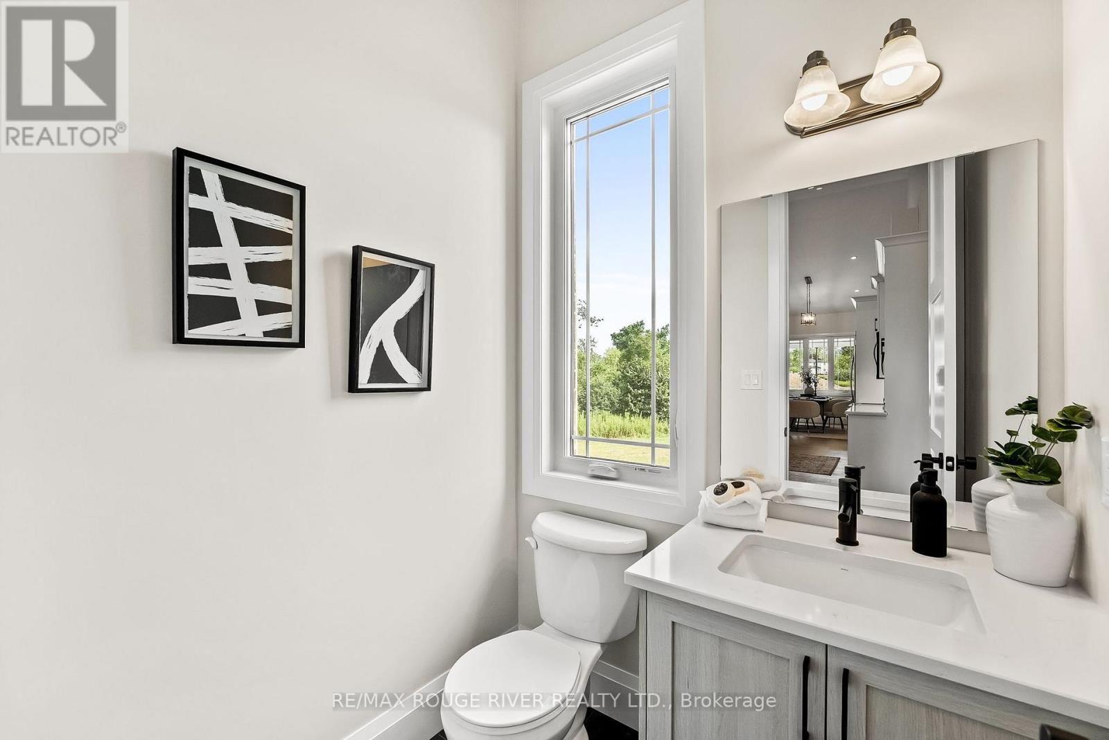 8 CAMERON COURT - 19