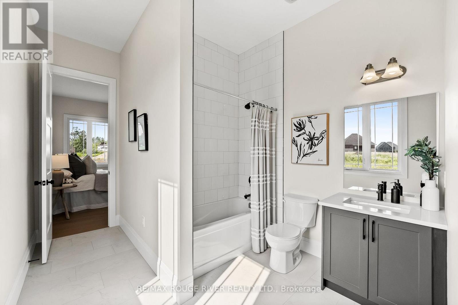 8 CAMERON COURT - 29