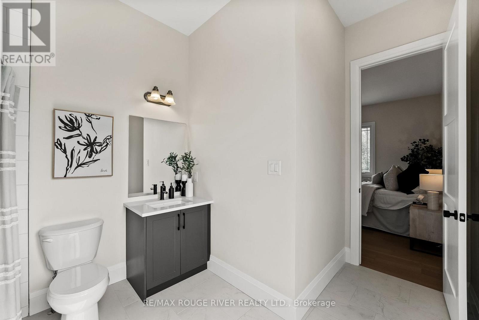 8 CAMERON COURT - 30
