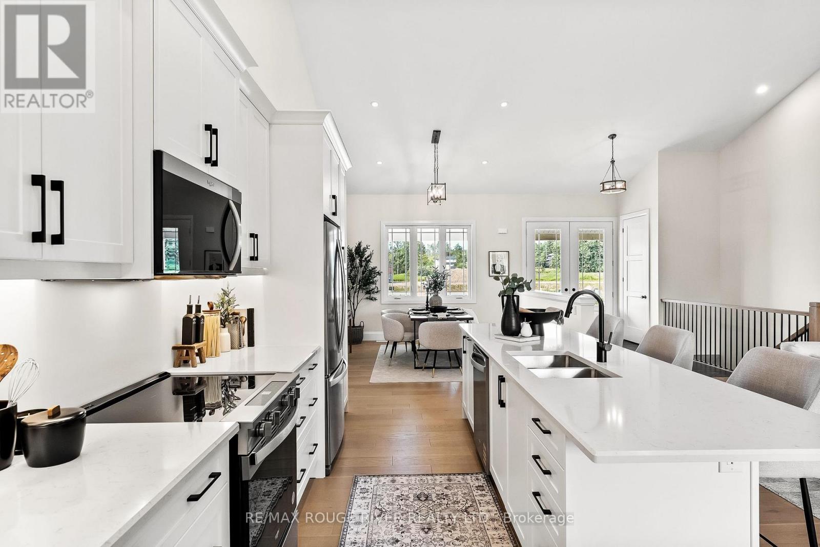 8 CAMERON COURT - 7
