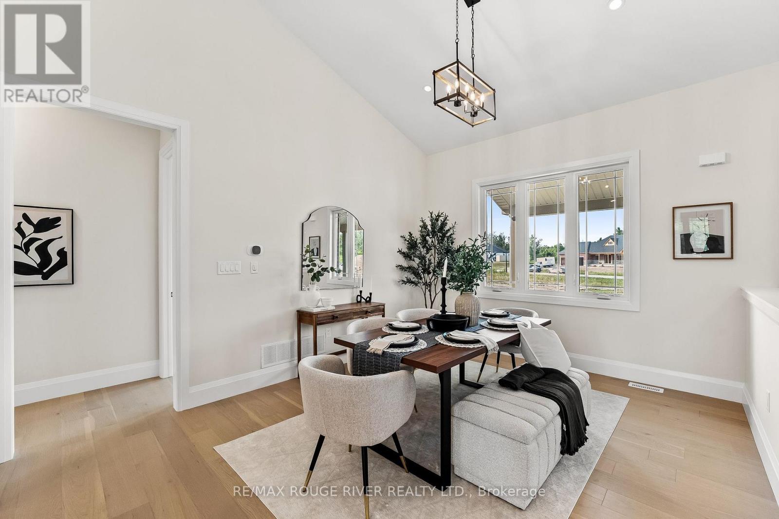 8 CAMERON COURT - 9
