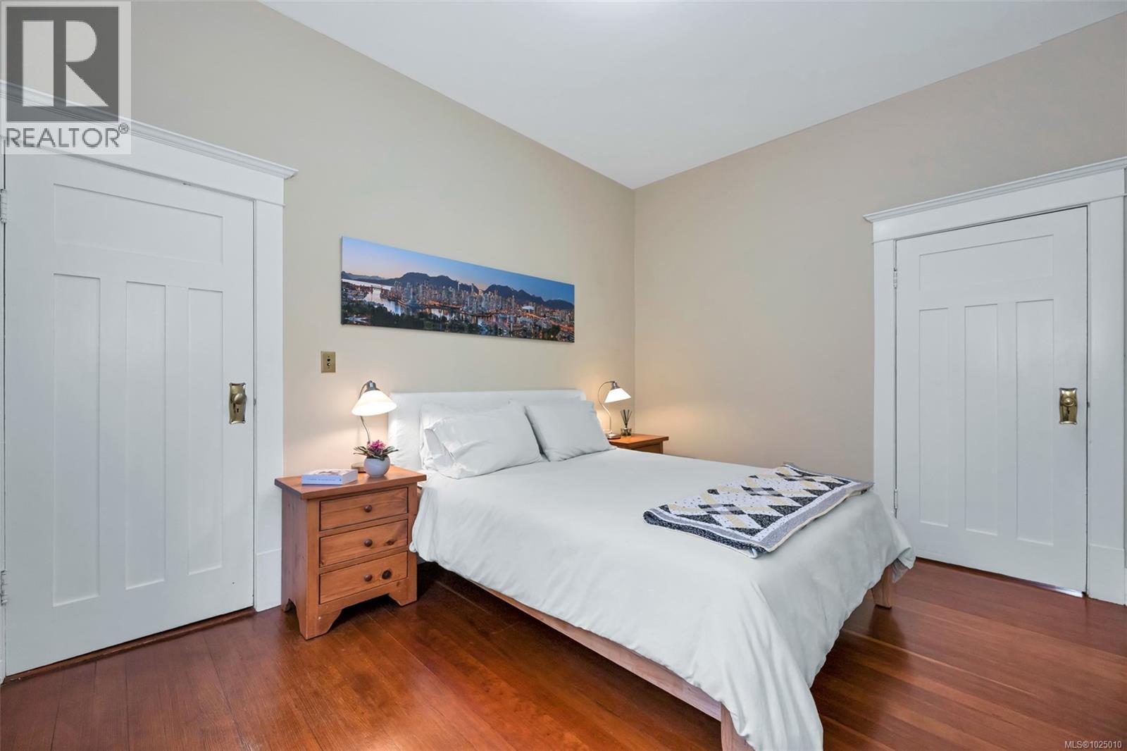 2753 Cavendish Ave, Oak Bay