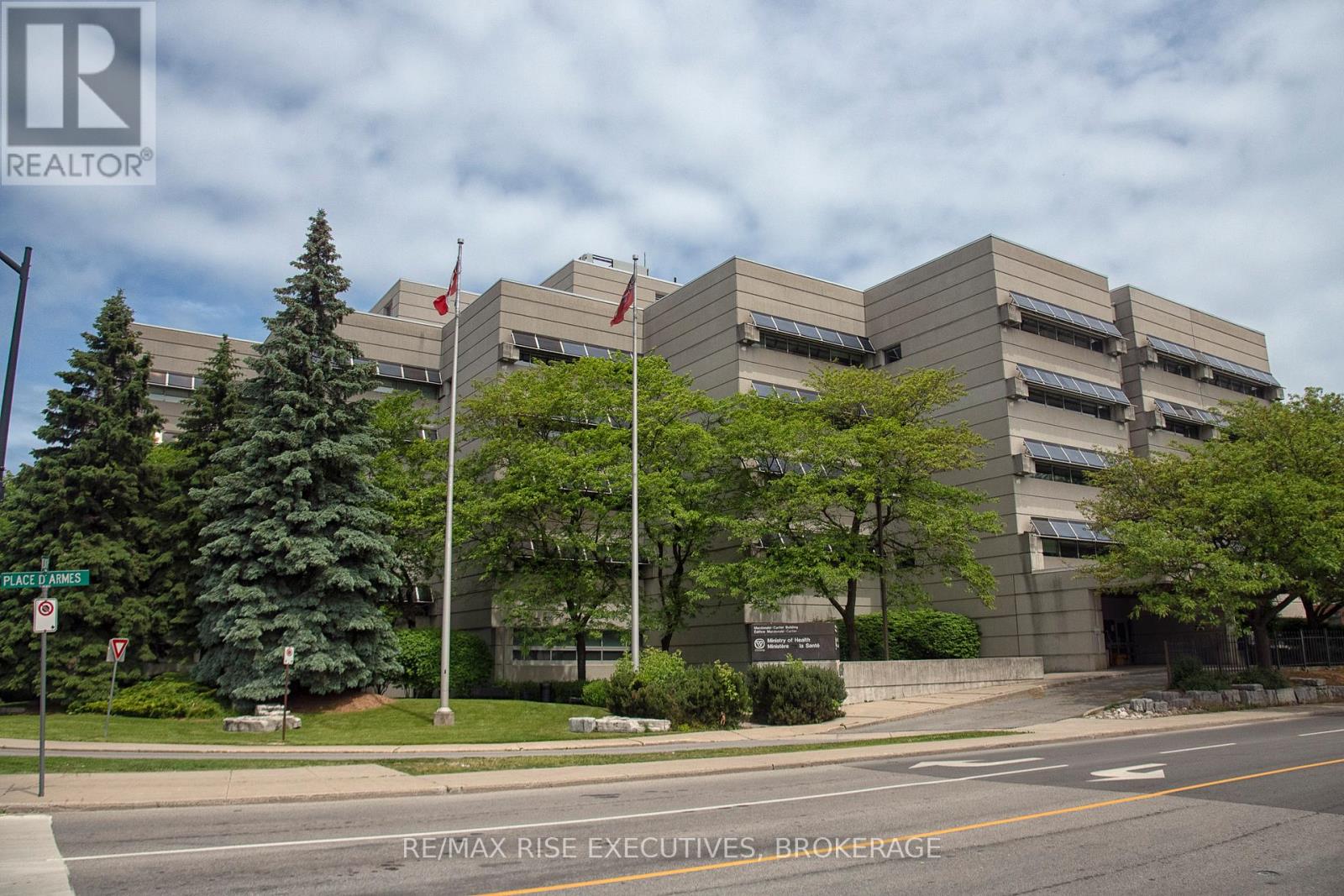 501 - 49 PLACE D' ARMES - Photo 4 of 23, Kingston (East of Sir John A. Blvd), Ontario