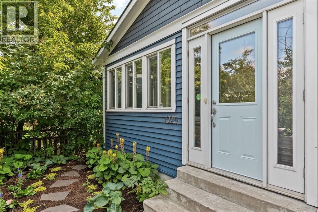 Single Family House for Sale in   Avenue SE Ramsay Calgary 