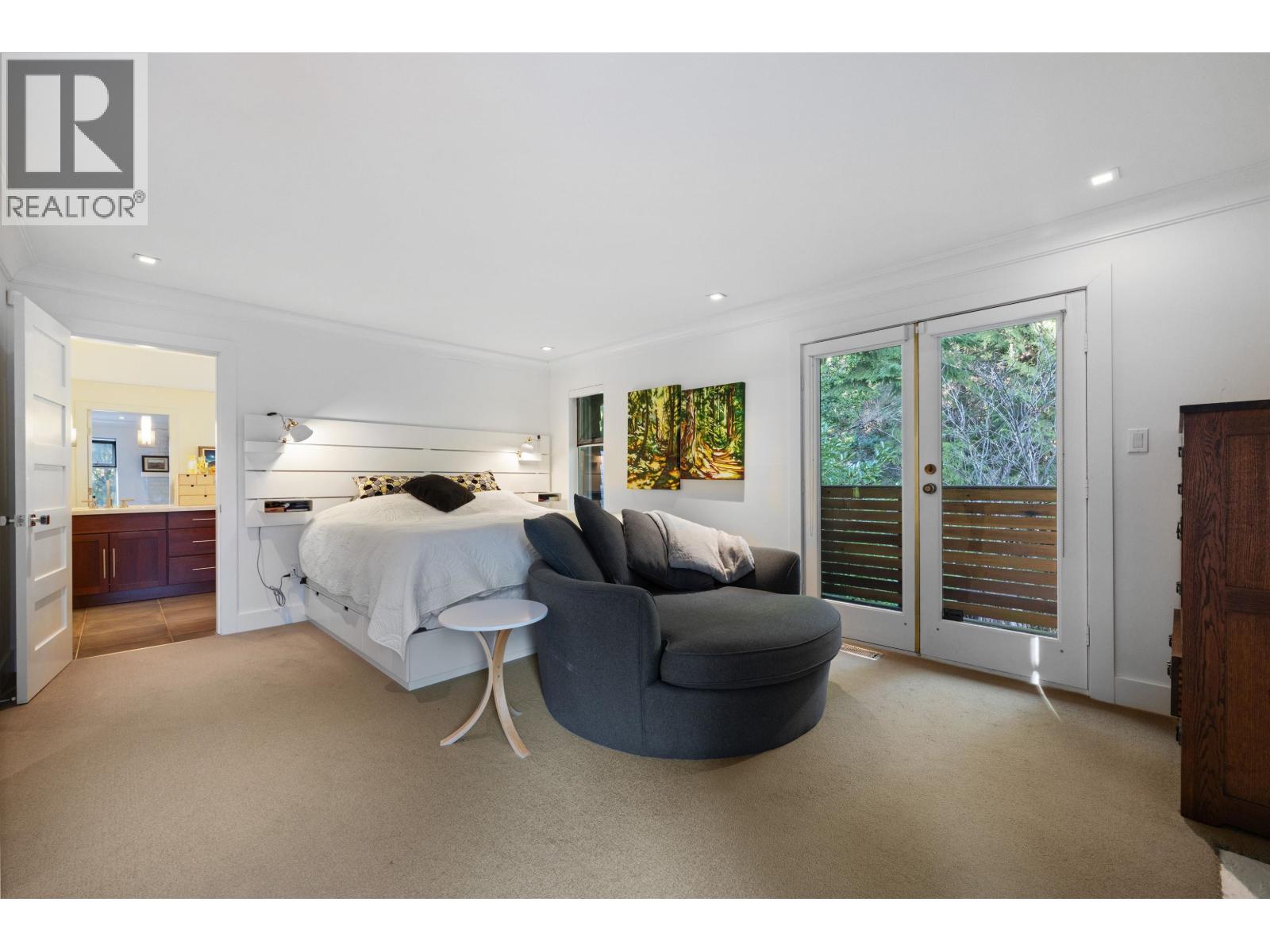 4411 STONE CRESCENT, West Vancouver