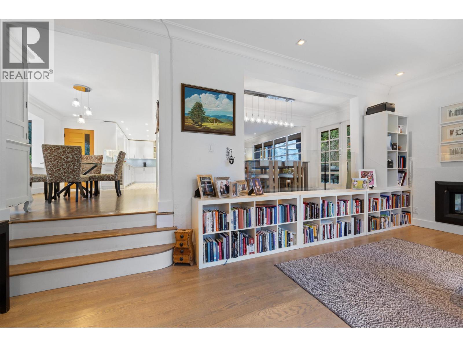 4411 STONE CRESCENT, West Vancouver