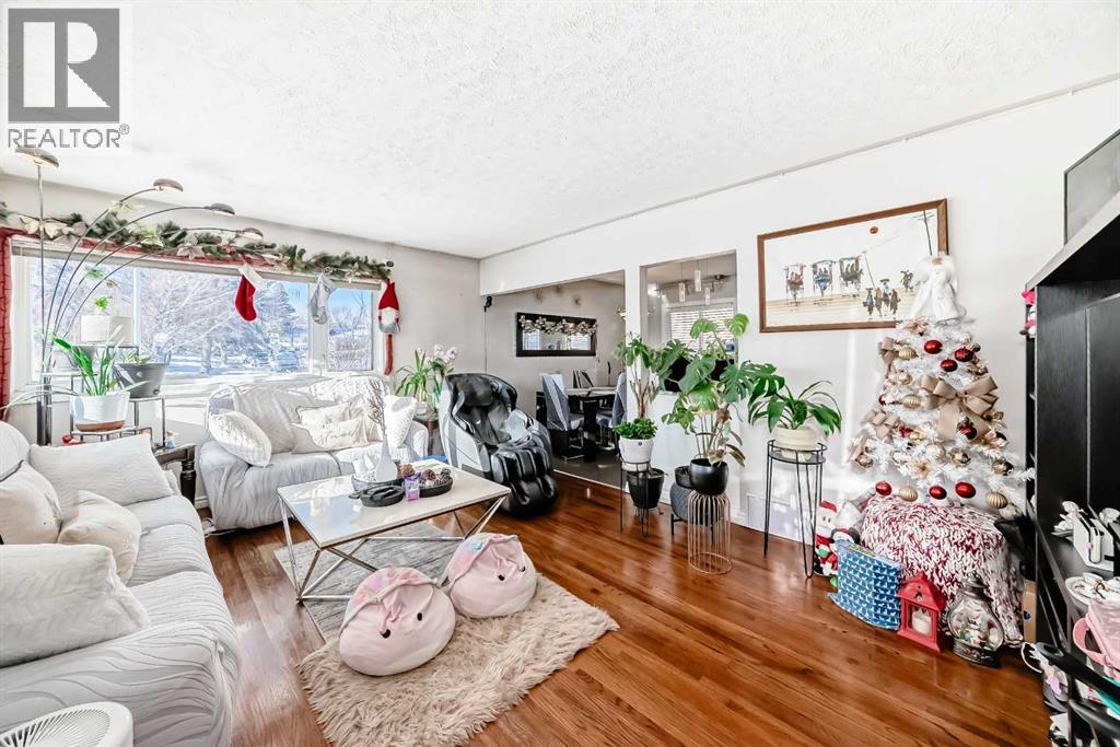 Single Family House Bungalow for Sale in  Fairmount Drive SE Fairview Calgary 