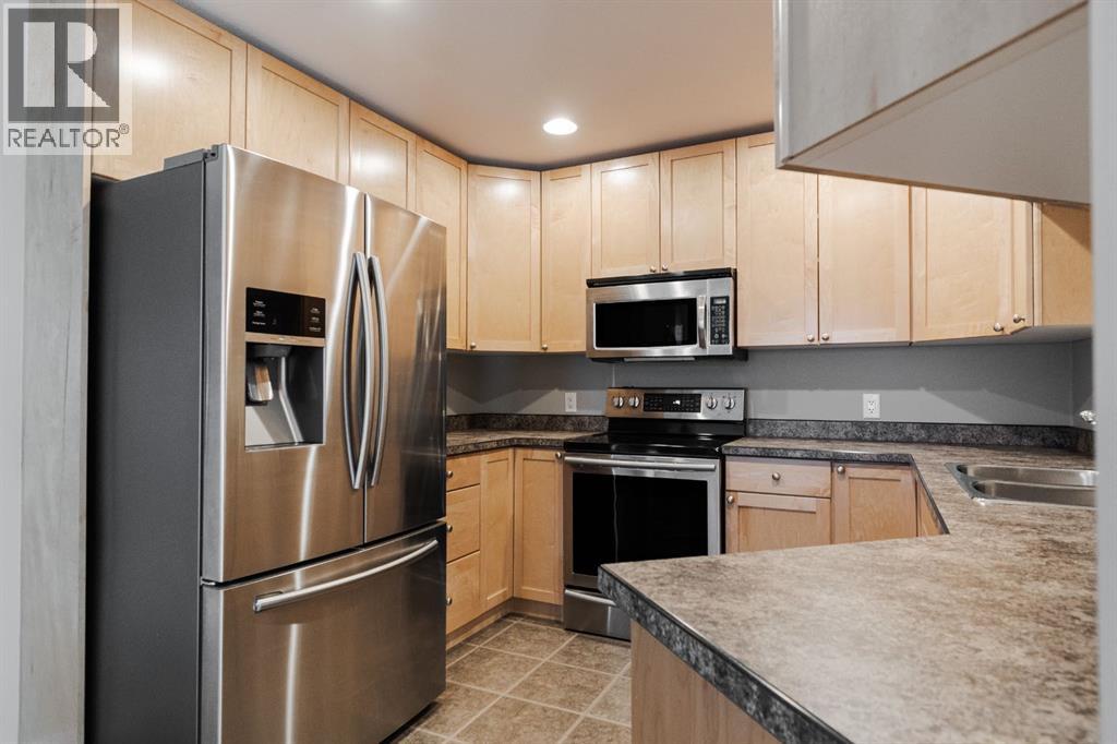 100 Honeysuckle Way, Fort McMurray