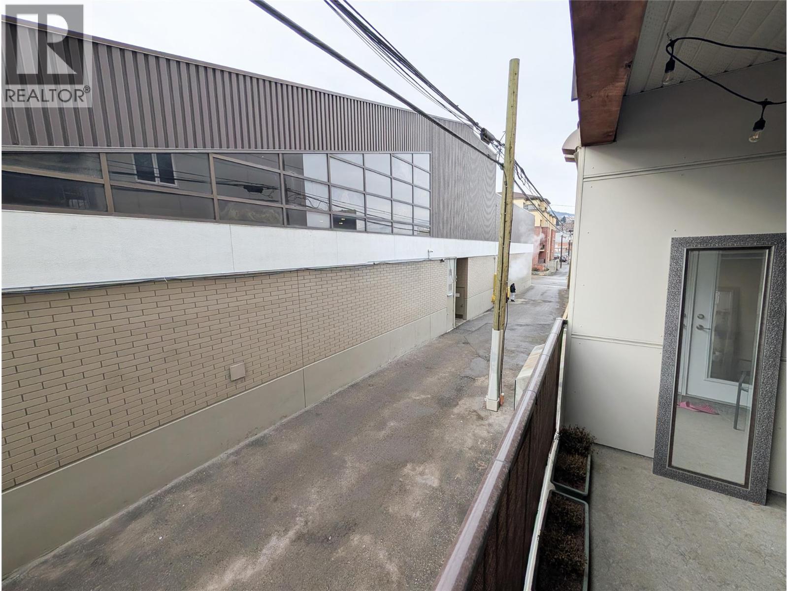 #209 429 ST PAUL STREET - 23