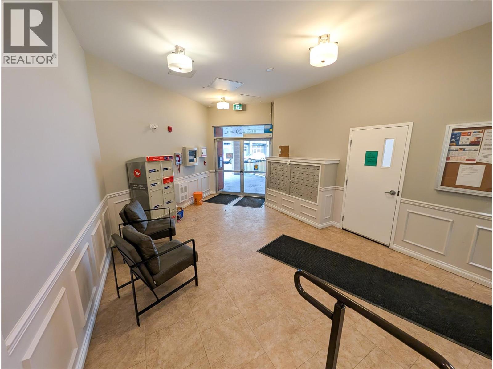 #209 429 ST PAUL STREET - 27