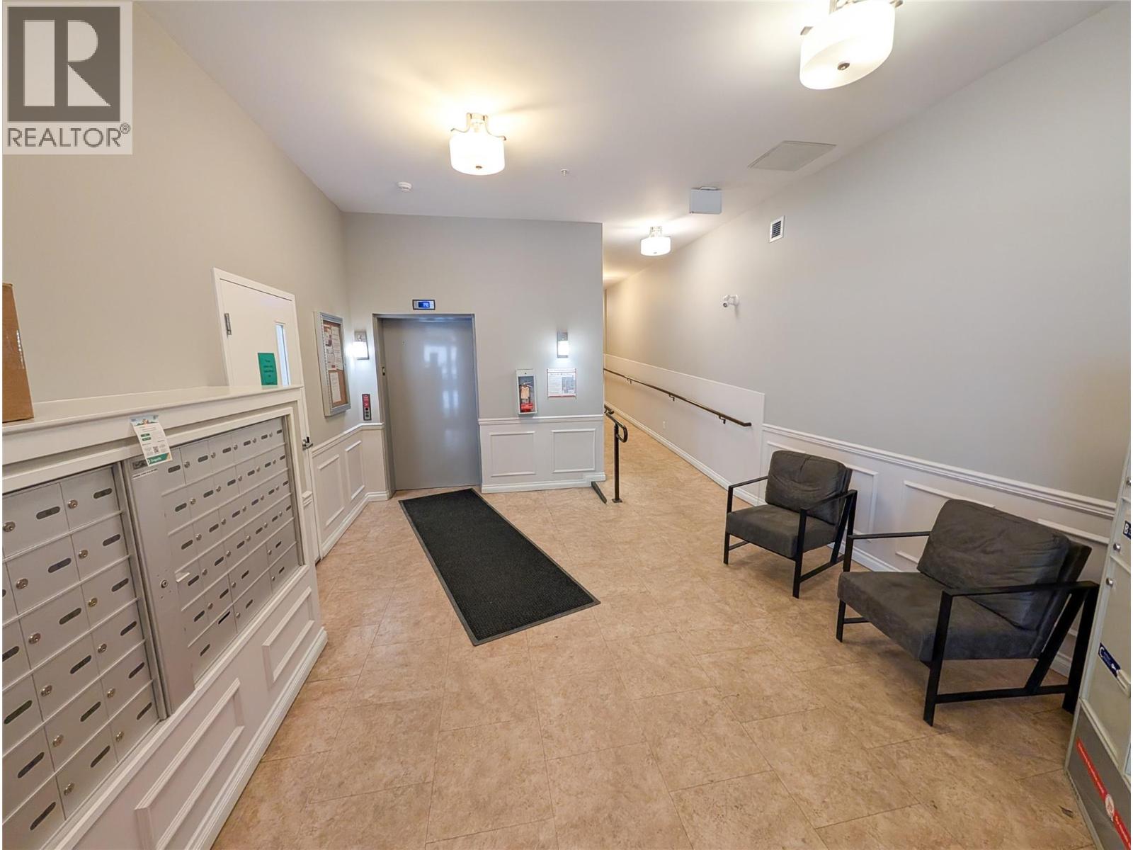 #209 429 ST PAUL STREET - 28