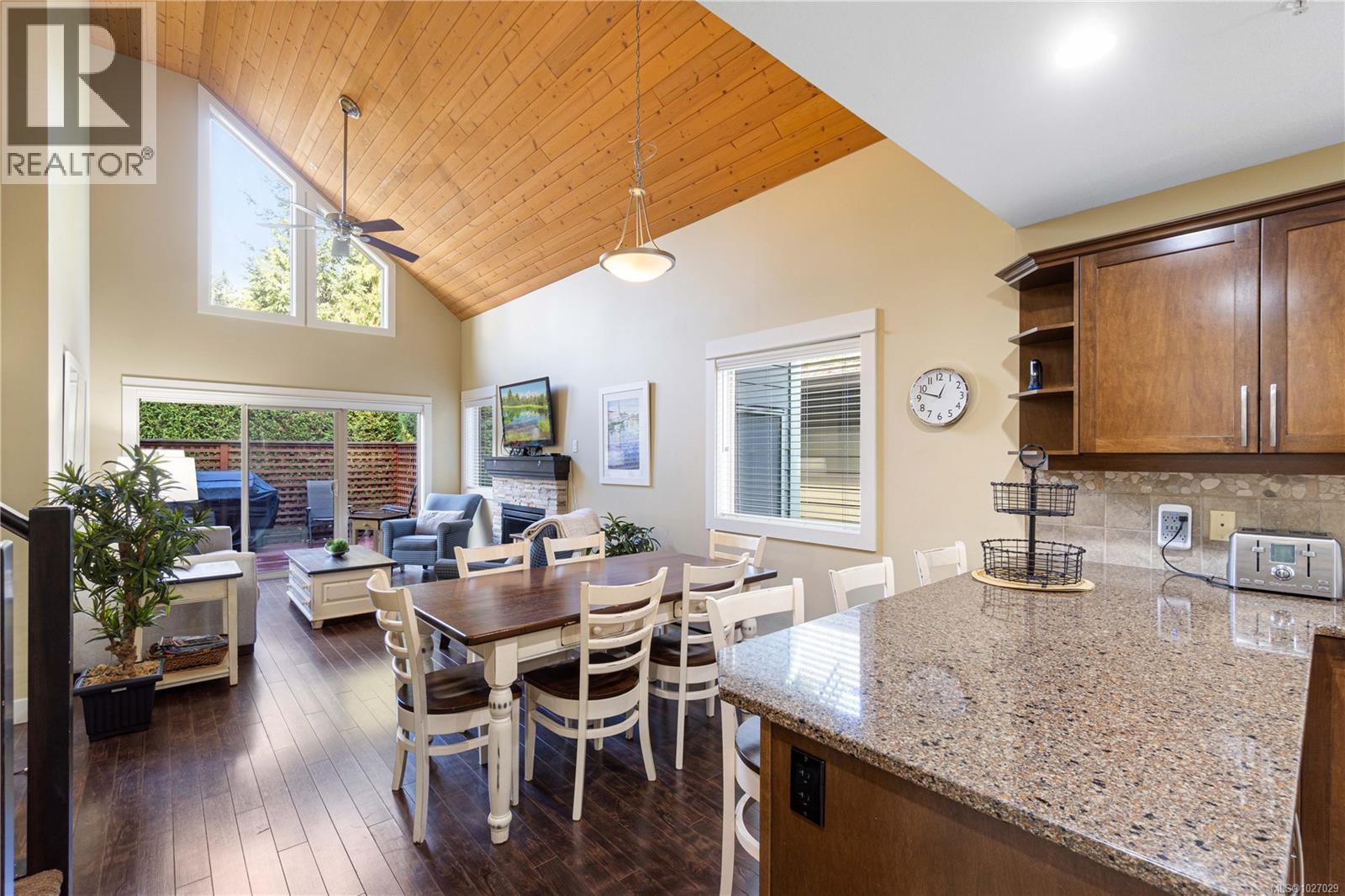 261 1130 Resort Dr, Parksville