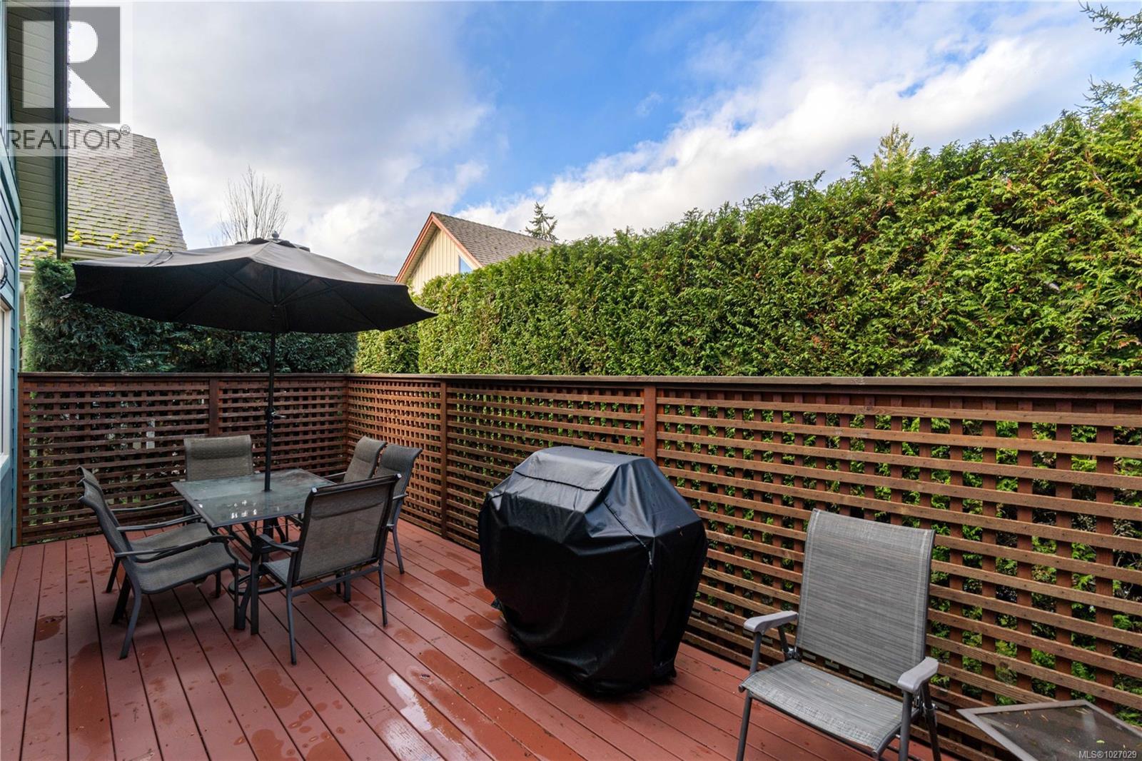 261 1130 Resort Dr, Parksville