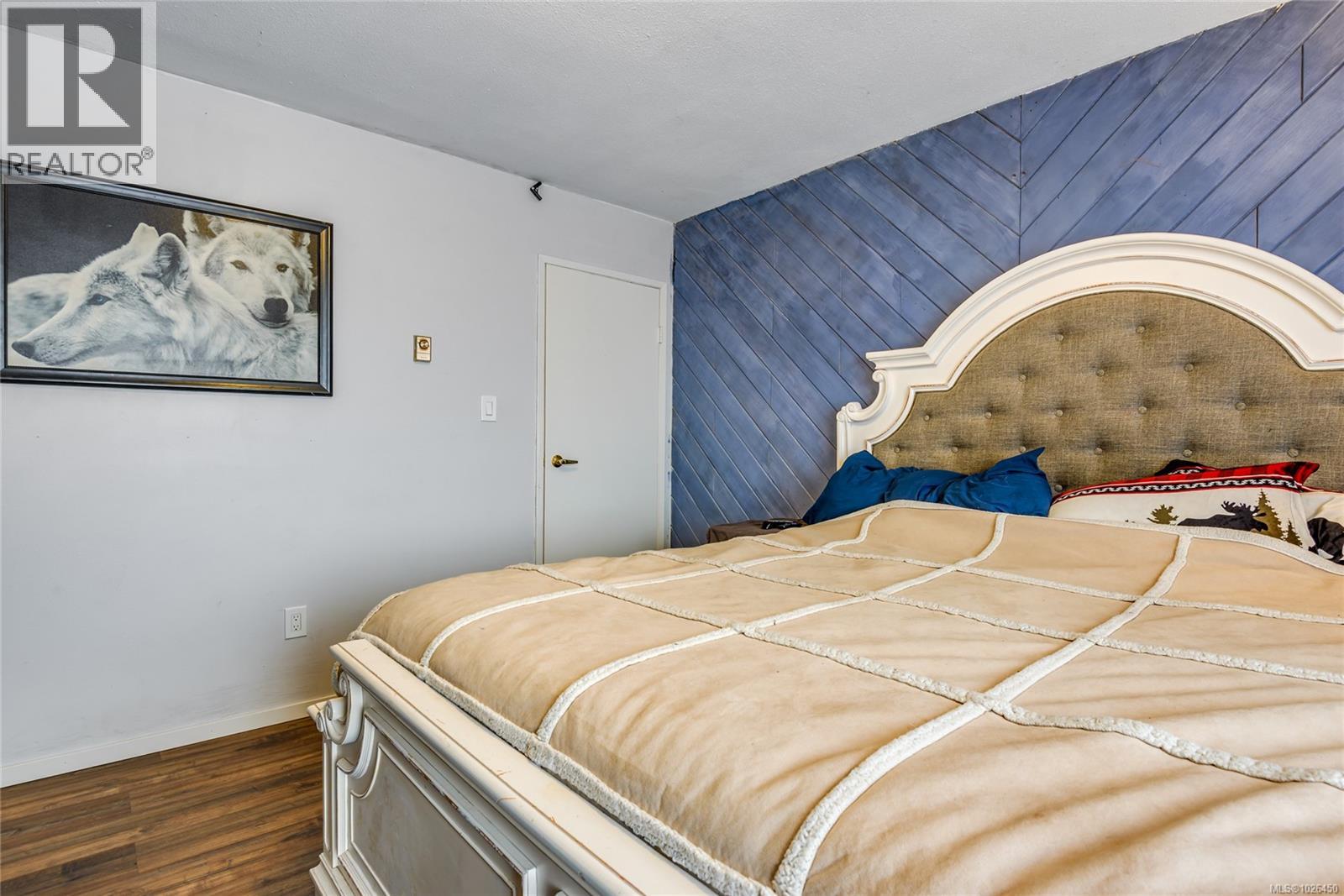 525 MUCHALAT CRT - 19