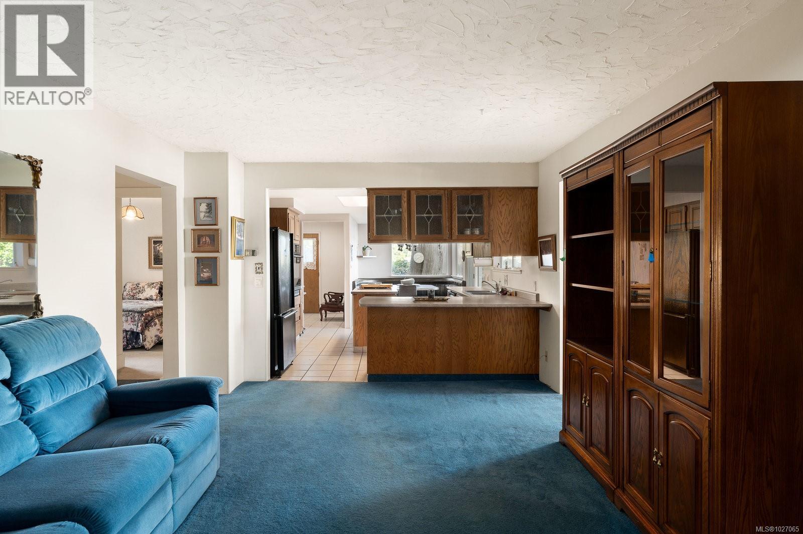  6007 Sooke Road, Sooke