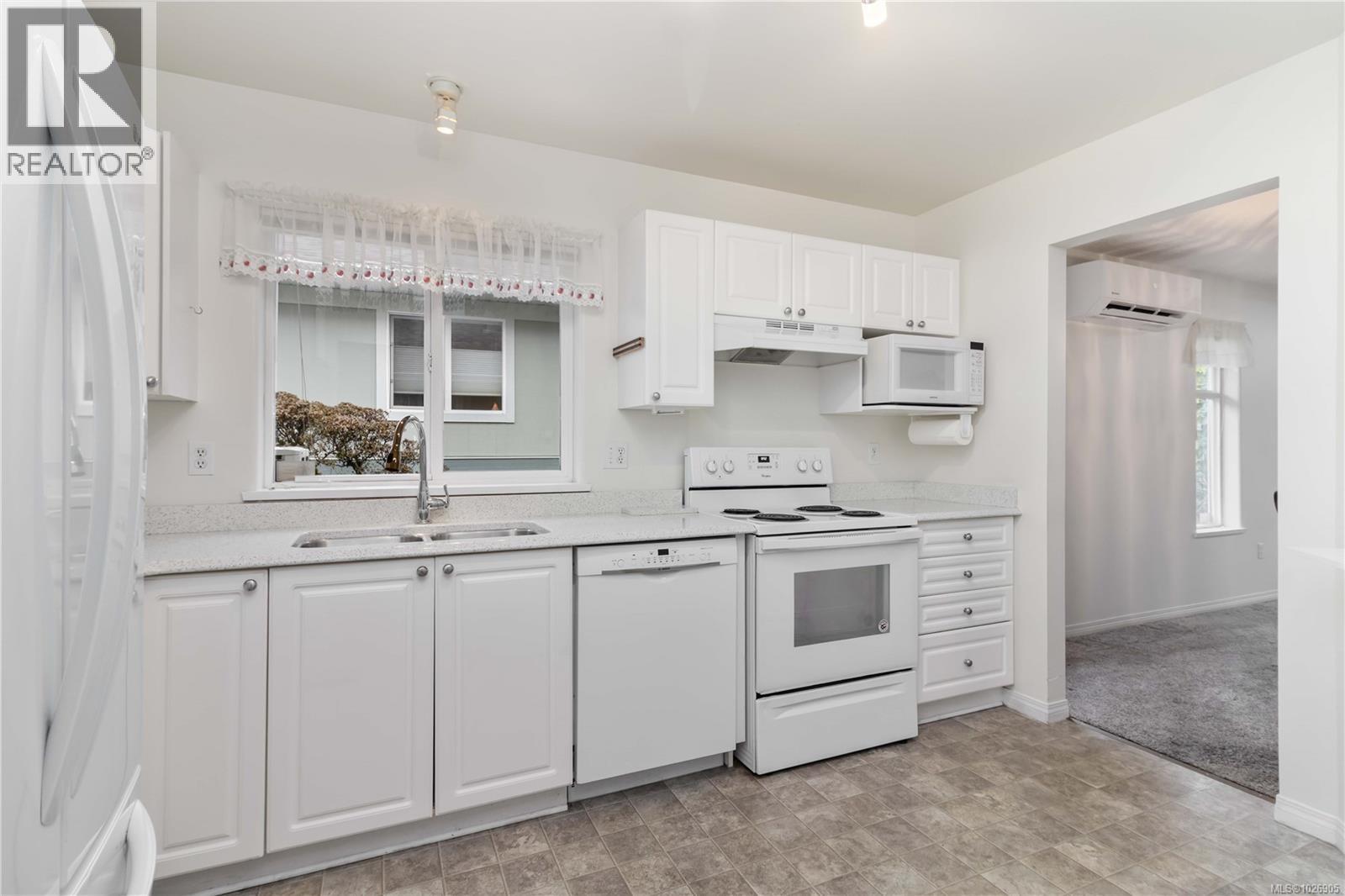 10 126 Hallowell Road, View Royal