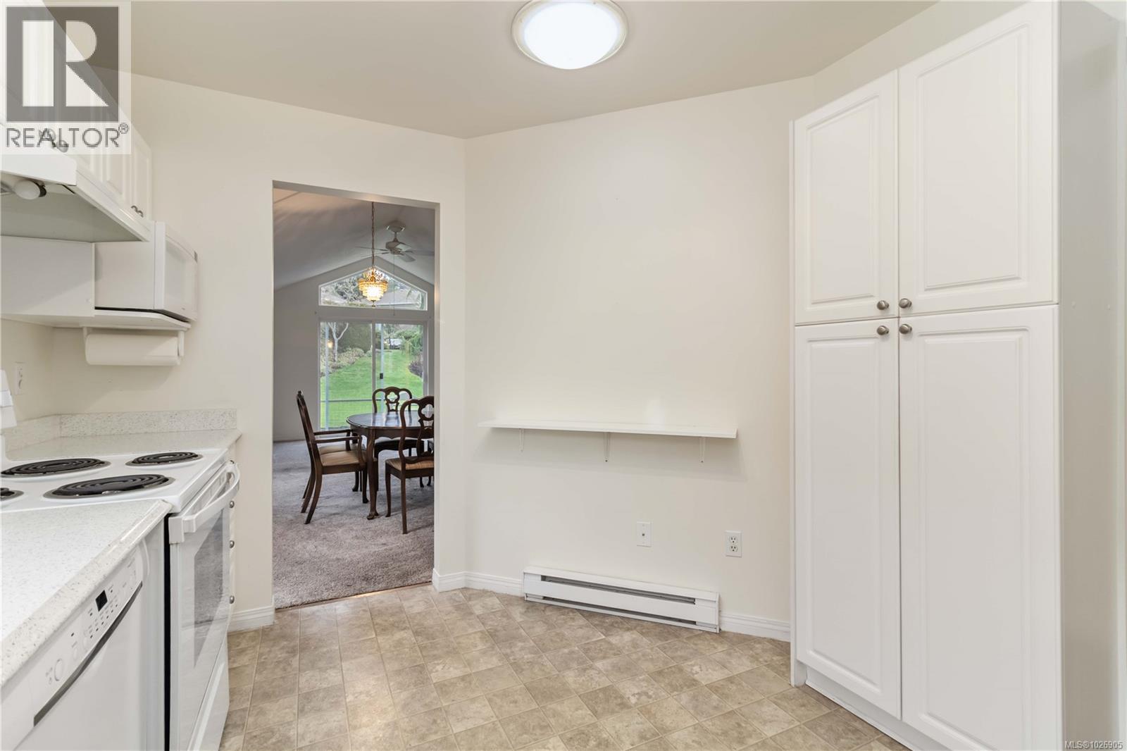 10 126 Hallowell Road, View Royal