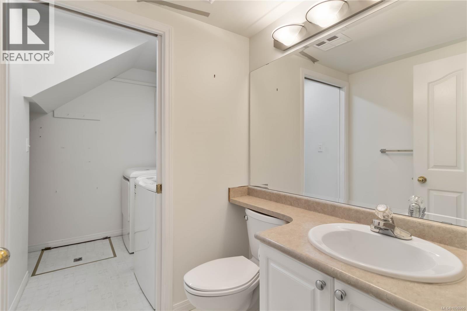 10 126 Hallowell Road, View Royal