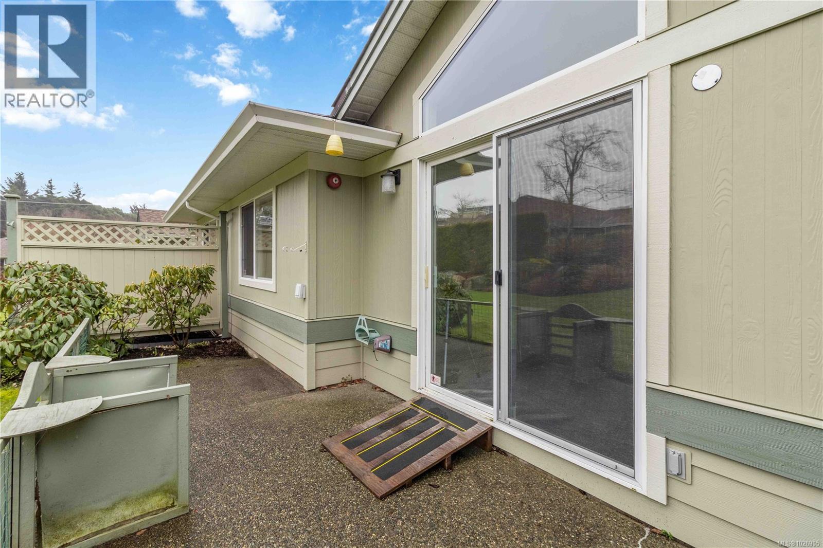 10 126 Hallowell Road, View Royal