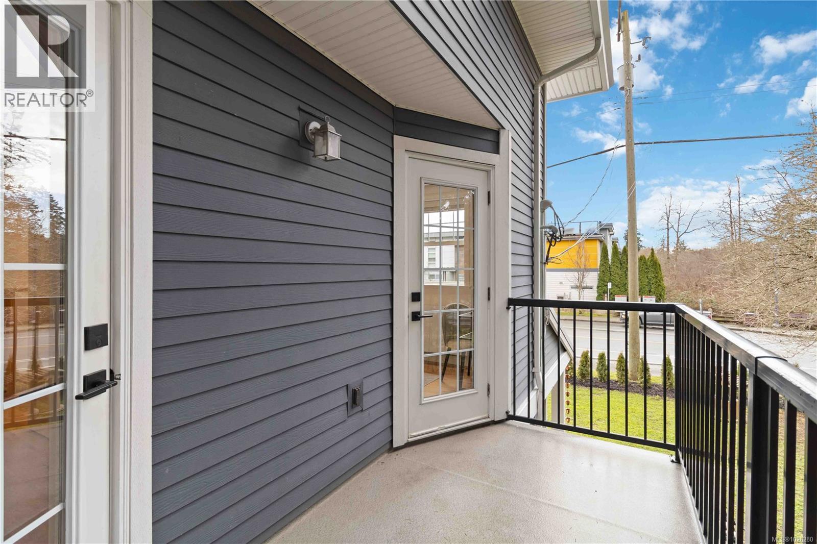  1012 Marwood Avenue, Langford