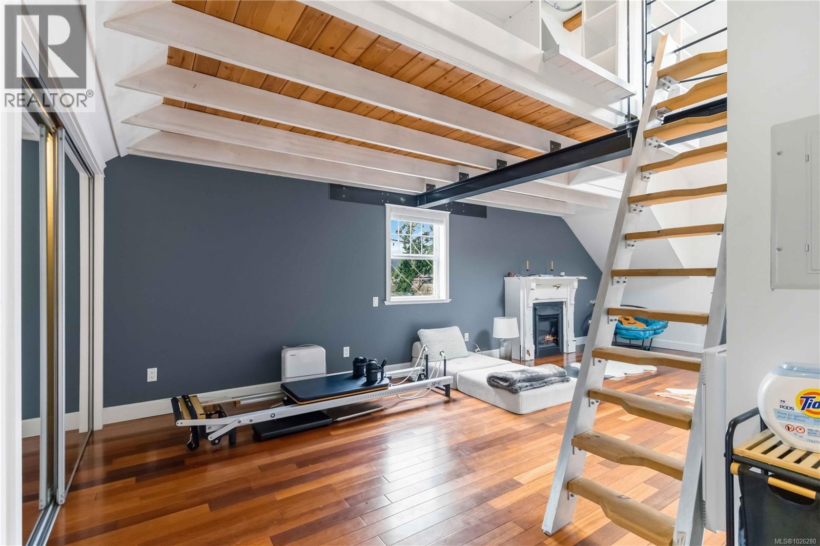  1012 Marwood Avenue, Langford