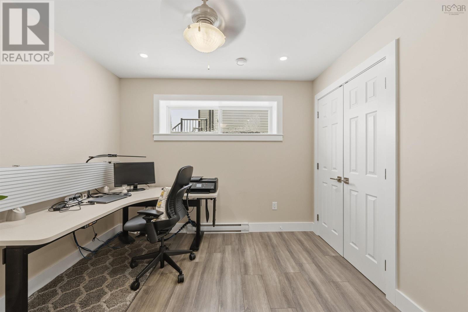 Property 35 of 50 of 19 Thorngrove Lane