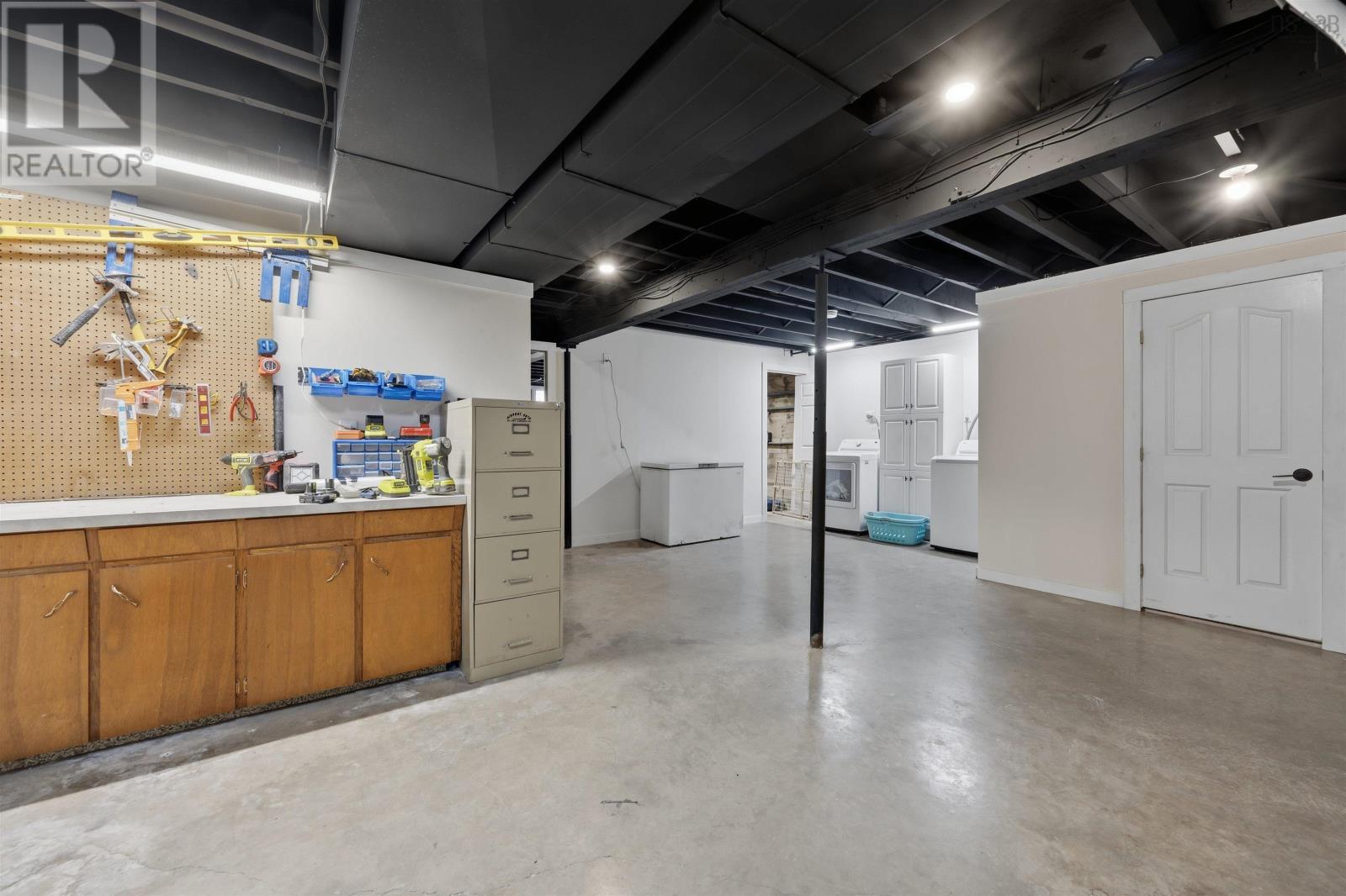 Property 34 of 50 of 5 Tower View Road