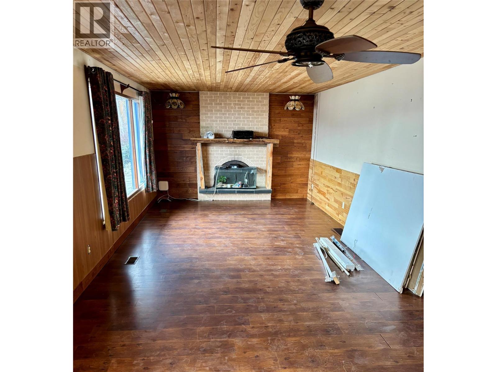  6252 Lipsett Avenue, Peachland