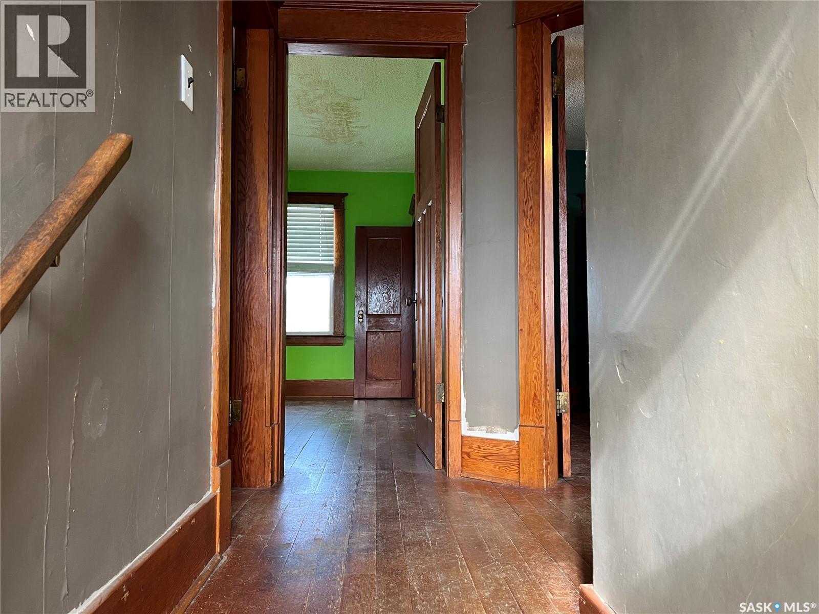 133 2nd STREET E — photo 17