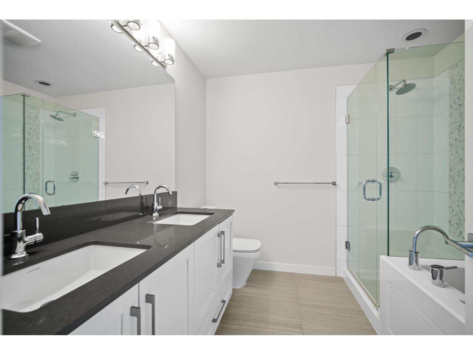 16454 25 AVENUE, Surrey