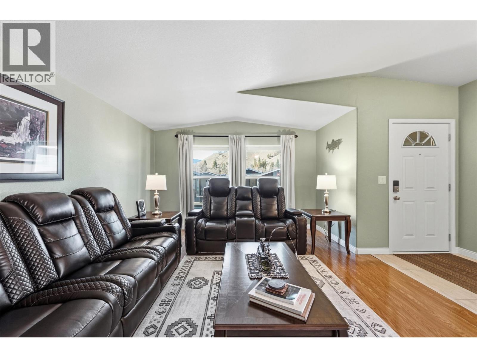 8300 Gallagher Lake Frontage Road Unit# 73, Oliver